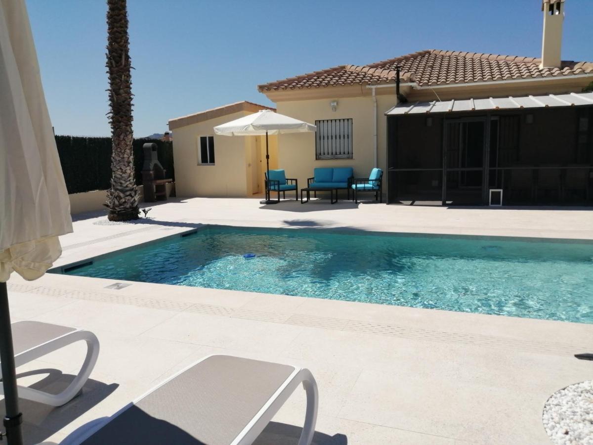 Villa Los Castos Immaculate 2-Bed Villa Arboleas Екстер'єр фото